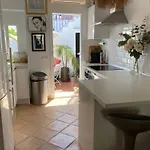 Dom wakacyjny Casa Mia Old Town Cozy House 3 Bedrooms Estepona