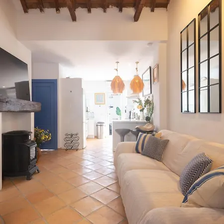 Casa Mia Old Town Cozy House 3 Bedrooms * Estepona