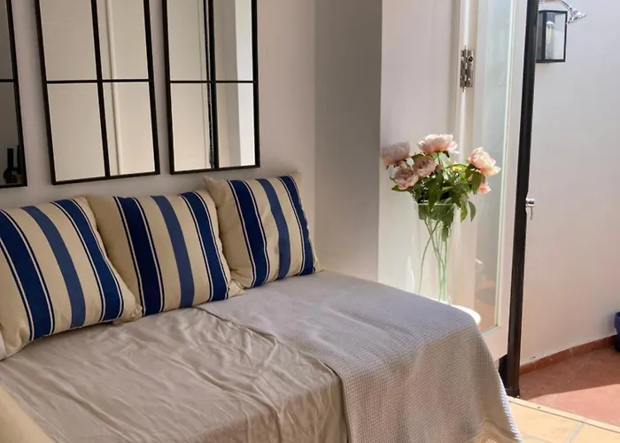 Semesterbostad Casa Mia Old Town Cozy House